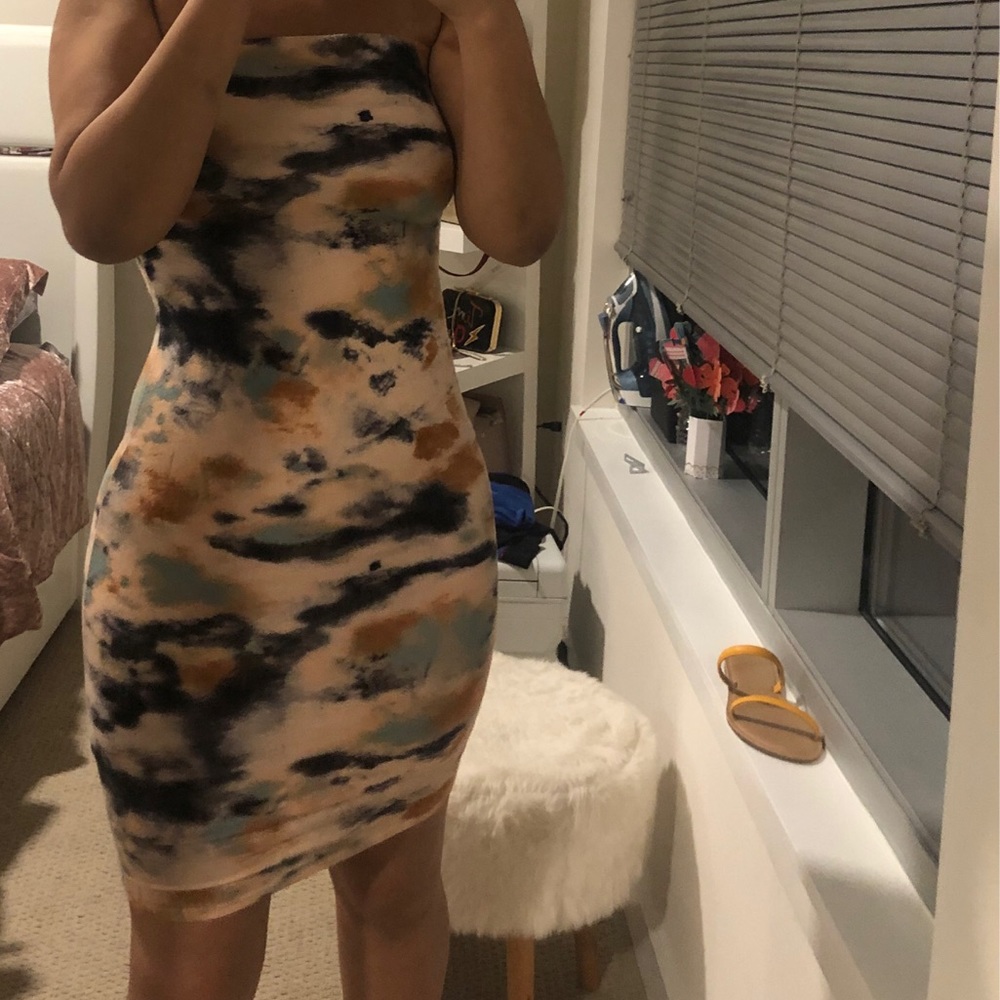 Strapless tie dye midi dress